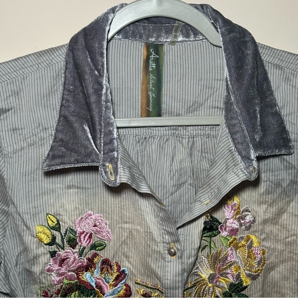 Aratta Silent Journey Striped Floral Embroidered Button Down Top Bundle Size S-M - Picture 9 of 16